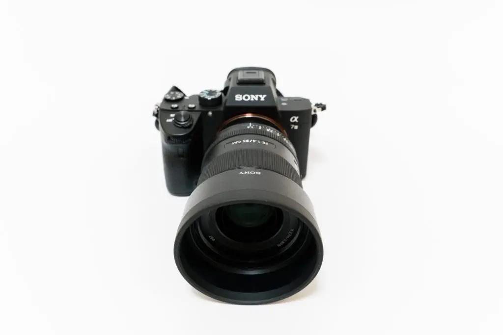 作例・レビュー】SONY FE 35mm F1.4 GMの美しい描写力と高い機動力を